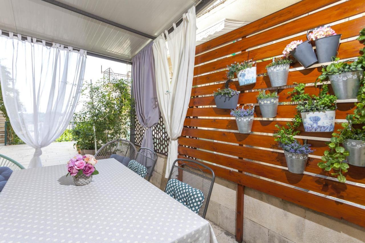 Apartments Maras Makarska Zimmer foto